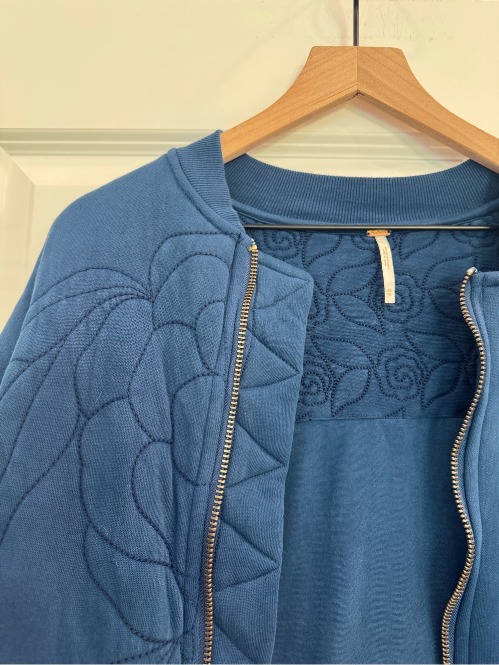 Free People Jacket - Picture 2 of 4